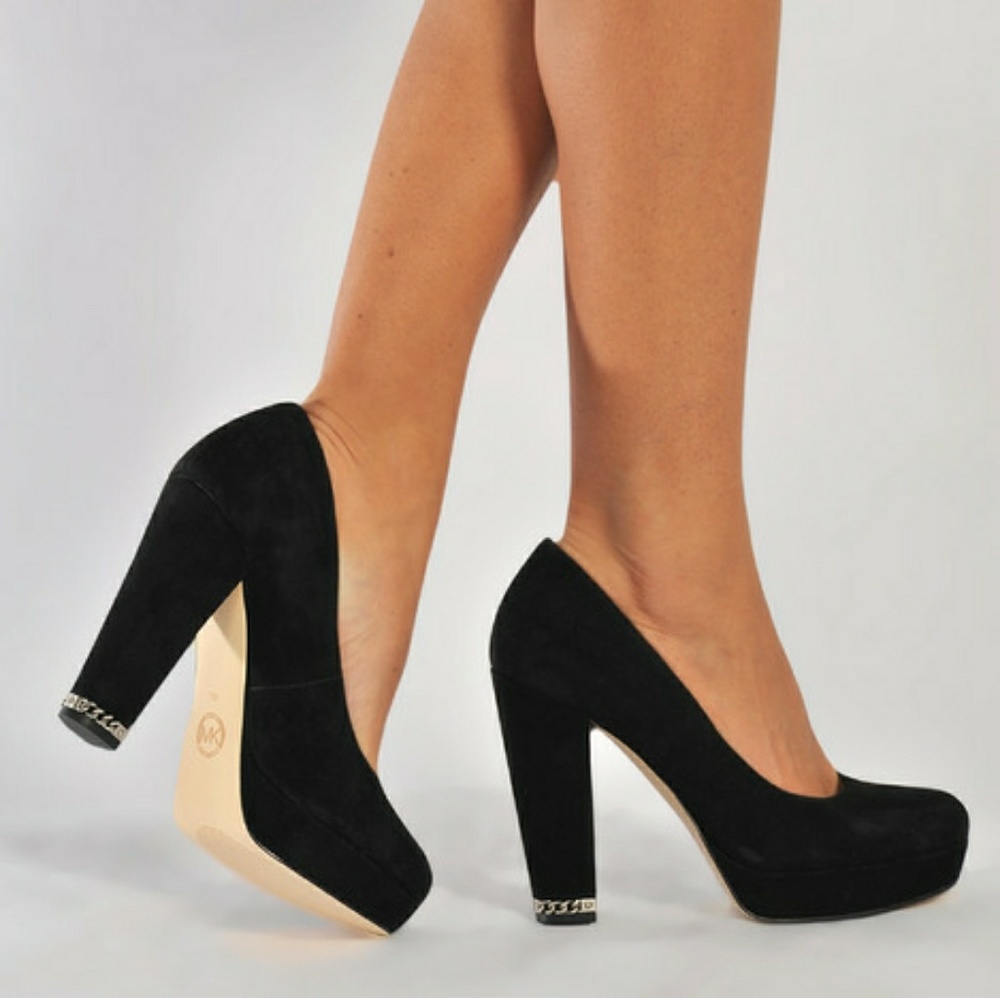 Michael Kors Sabrina black suede block heel Pumps